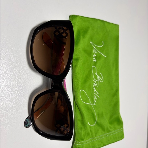 Vera Bradley Brown Tortoiseshell Sunglasses - Picture 6 of 6